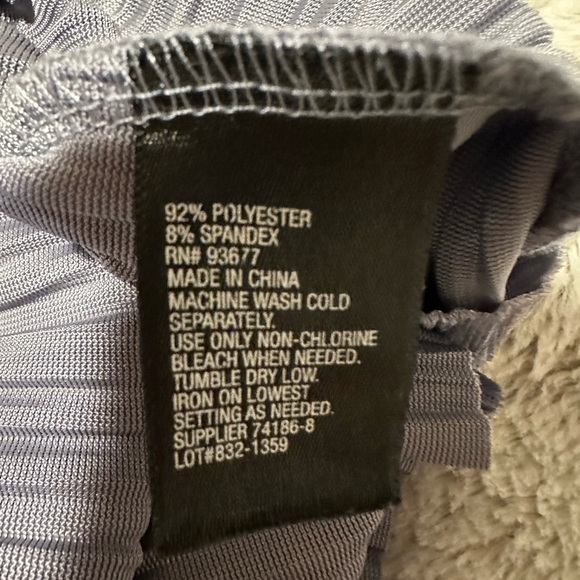 *SOLD* Worthington Pleated Sleeveless Velour Ruffle Cap Sleeve Top - Picture 2 of 9